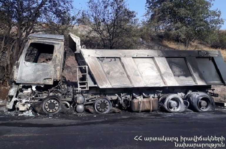 Գորիս-Կապան ավտոճանապարհին բեռնատար է այրվել