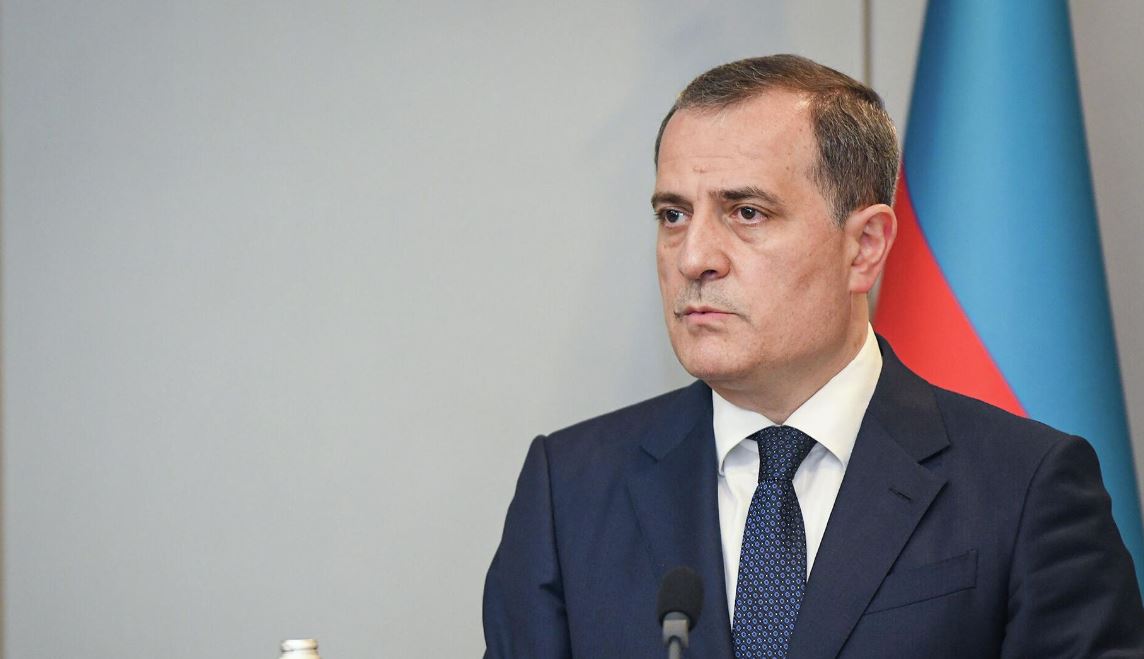 Բայրամովը դարձյալ խոսել է ՀՀ Սահմանադրությունից