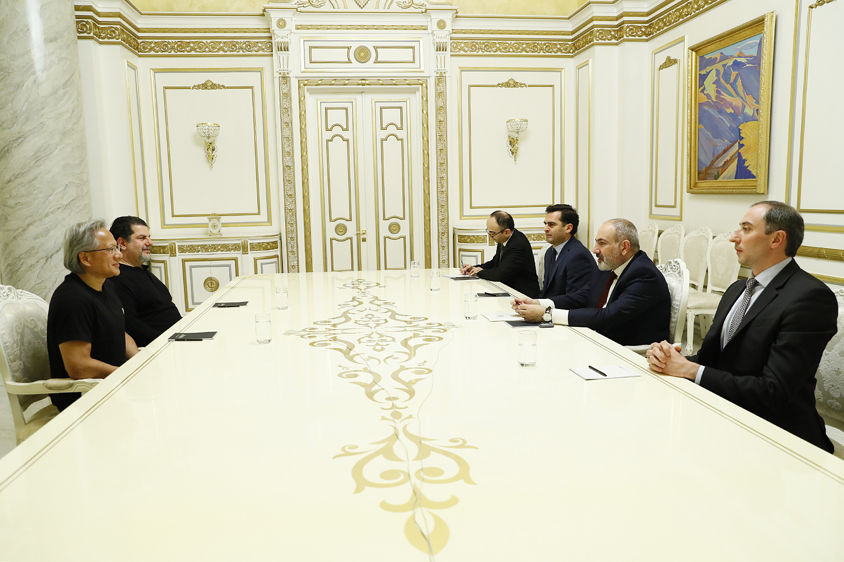 Премьер-министр Пашинян принял основателя и генерального директора компании Nvidia Дженсена Хуанга