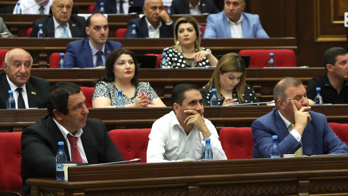 Հայտնի են «Բարգավաճ Հայաստան» կուսակցության նախընտրական ցուցակի առաջին 20 անունները