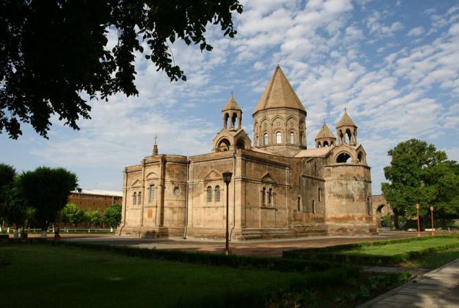 Հայկ և Էլզա Դիդիզյանները կարիքավորներին օգնելու նպատակով 100 հազար դոլար են նվիրաբերել Մայր Աթոռին
