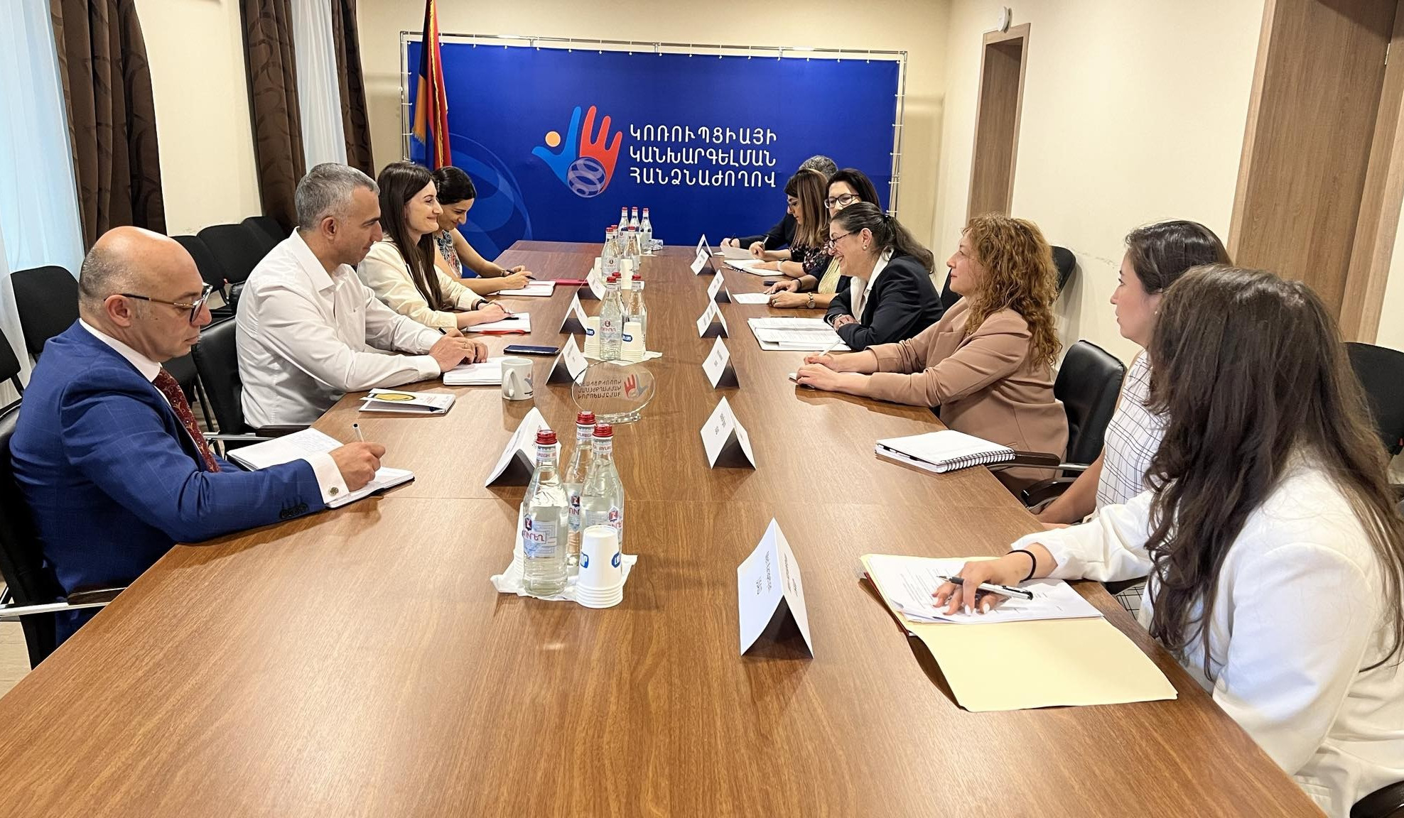 Կոռուպցիայի կանխարգելման հանձնաժողովի անդամները ԱՄՆ ՄԶԳ Եվրոպայի և Եվրասիայի բյուրոյի ղեկավարին ներկայացրել են կոռուպցիայի կանխարգելման թվային օրակարգը