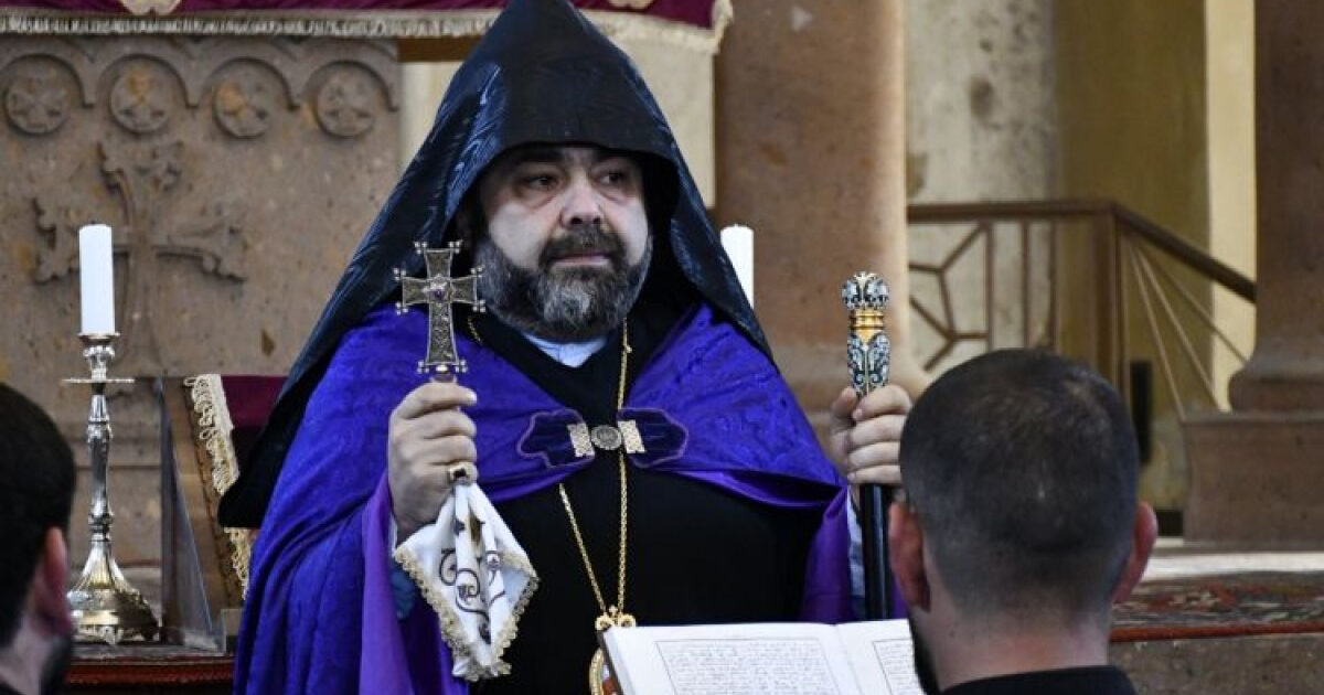 Մկրտիչ Սրբազանի խափանման միջոցի վերաբերյալ որոշումը կհրապարակվի առավոտյան ժամը 09.25–ին