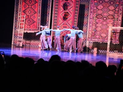 Տեղի է ունեցել «Նռան գույնը» պարային ներկայացման առաջնախաղը Թբիլիսիի «Ռուսթավելի» թատրոնում