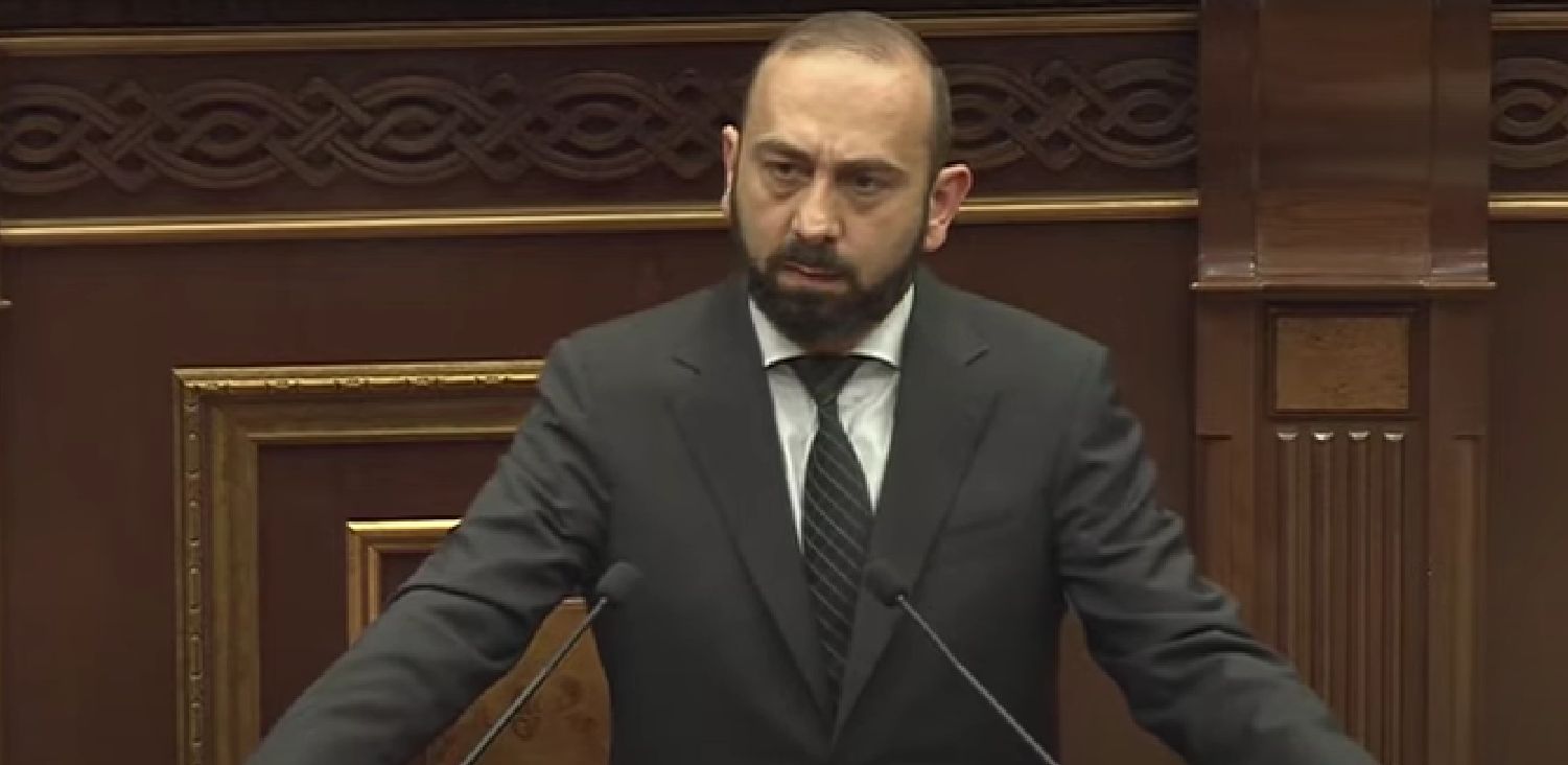Սարսափում եմ, որ նա երկար տարիներ բանակցություններ է վարել. Միրզոյանը` Օսկանյանի առաջարկն անսթափ անվանեց