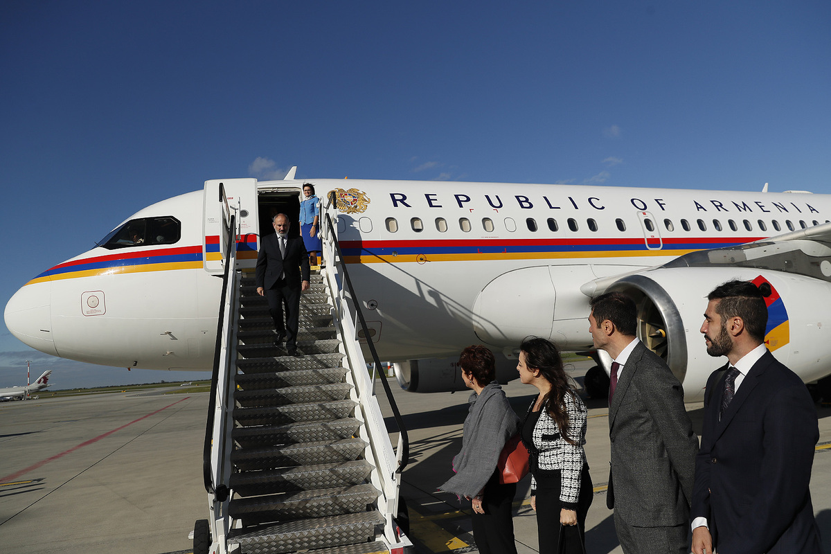 Премьер-министр Пашинян с рабочим визитом прибыл в Прагу