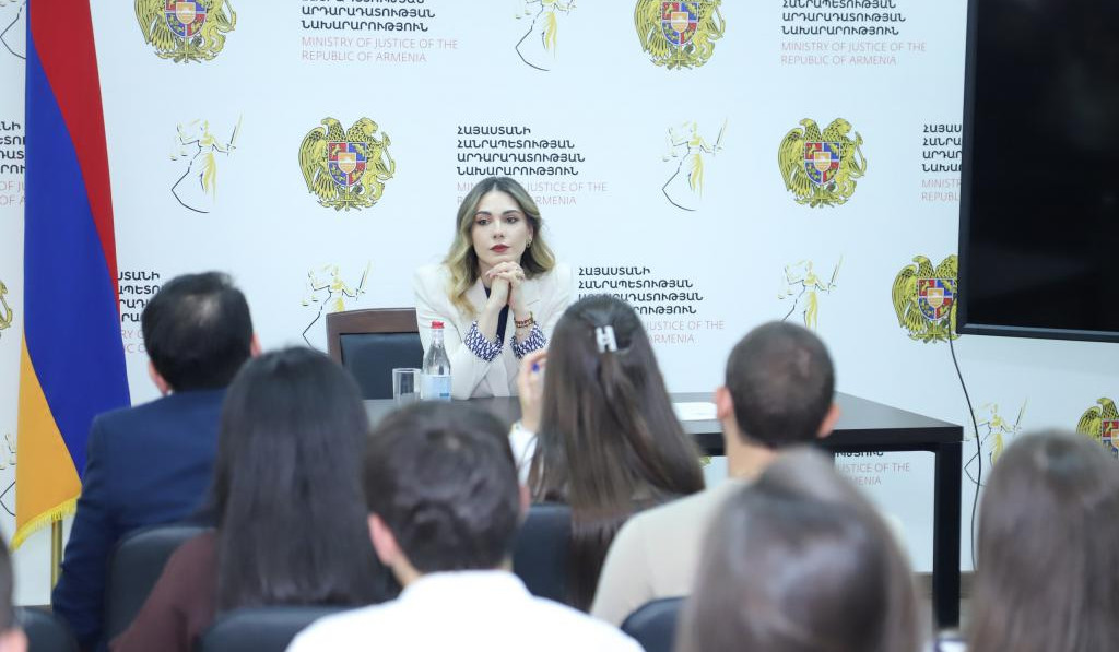 Այս ծրագրի շրջանակում ստացած գիտելիքները կնպաստեն ձեր մասնագիտական կայացմանը. Գալյանը՝ «Իրավունքի ամառային դպրոց» 2025 ծրագրի մասնակիցներին