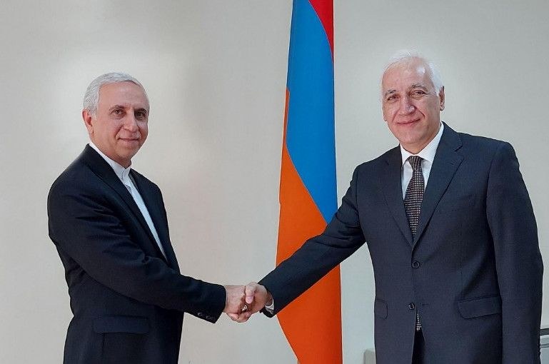 Վահագն Խաչատուրյանն Իրանի դեսպանի հետ քննարկել է համագործակցության ընդլայնման հնարավորությունները