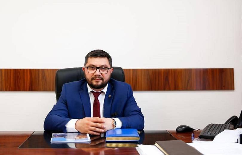 Երևանի քաղաքապետարանի շինբարեկարգման վարչության պետի նախկին պաշտոնակատար Խորեն Գրիգորյանը նոր աշխատանքի է անցել ԱԺ-ում․ «Ժողովուրդ»