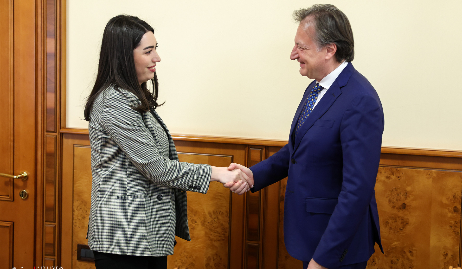 ՀՀ-ում առաջիկայում մշակվելու է հանցագործությունների կանխարգելման ռազմավարություն․ ՆԳ նախարարն ընդունել է Իտալիայի դեսպանին