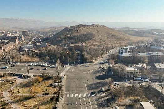 2024-ին Էրեբունիում ասֆալտապատվել է 31,8 հազար քմ փողոց. Փոխարինվել է 27 վերելակ, բարեկարգվել է 14 բակ