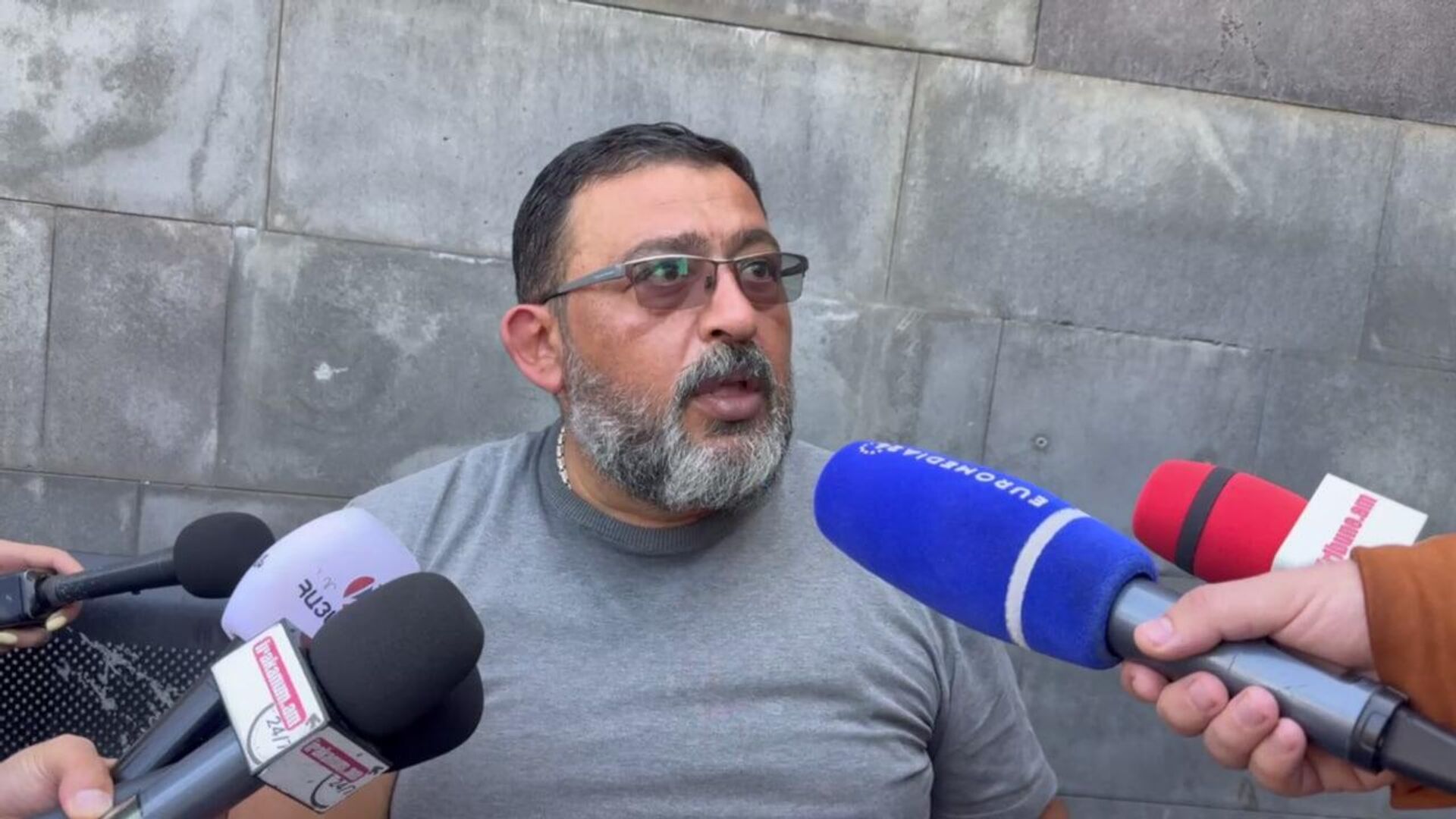  Անհետ կորածի հարազատ Արսեն Ղուկասյանի գործով առաջին դատական նիստը՝ ուղիղ