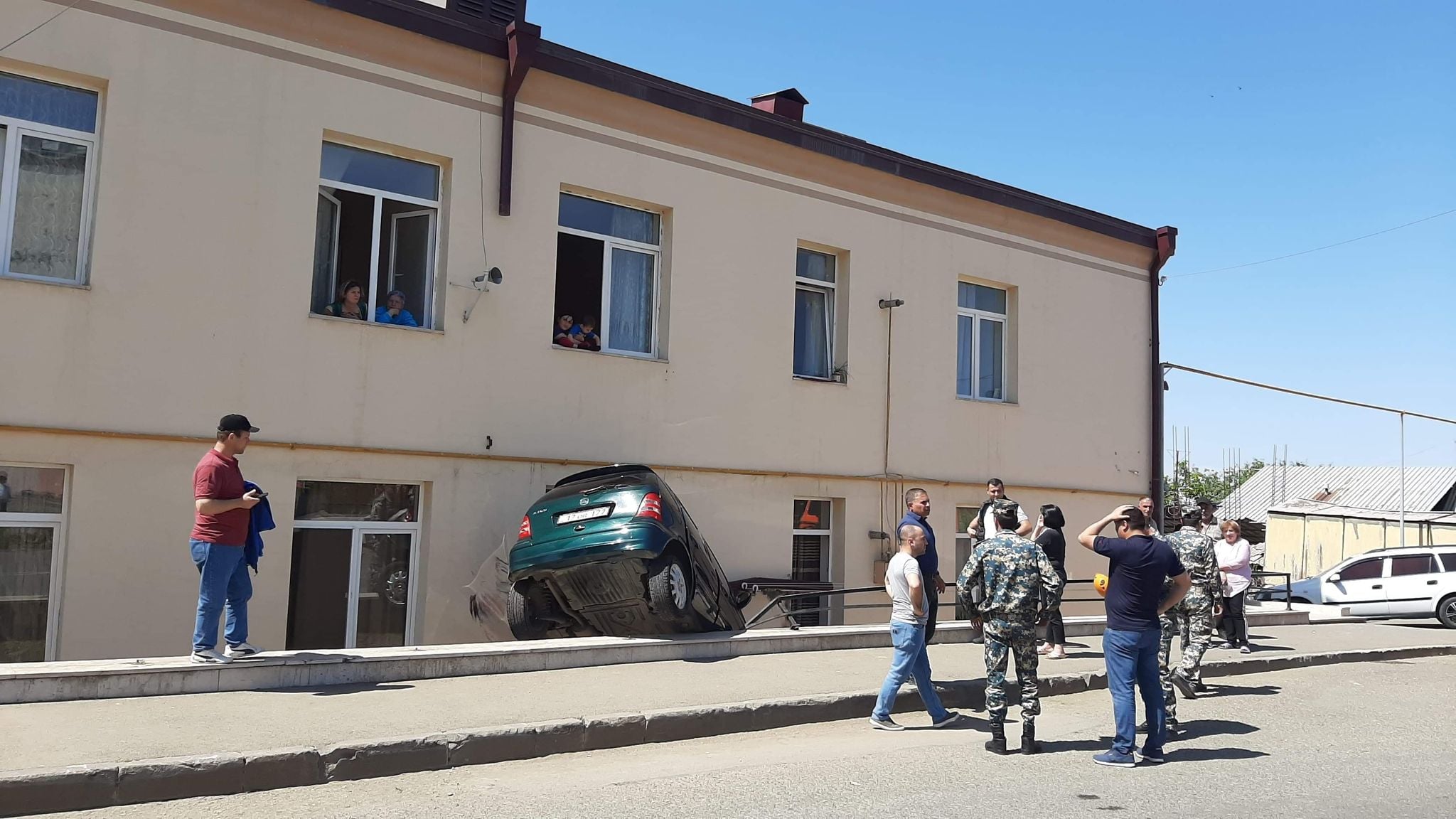 ՃՏՊ Ստեփանակերտում. տուժածներ չկան (լուսանկարներ)