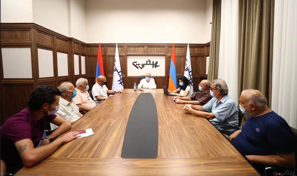 «Հայրենիք»-ի գրասենյակում հյուրընկալվել են մի խումբ սիրիահայ արհեստավորներ