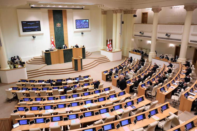 Վրաստանի խորհրդարանը հաղթահարեց «գործակալների օրենքի» վրա դրված վետոն