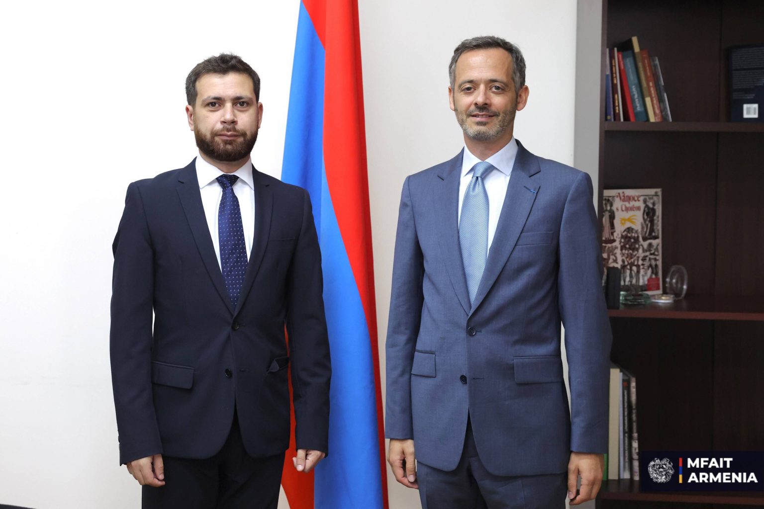 Ֆրանսիայի նորանշանակ դեսպանն իր հավատարմագրերի պատճենն է հանձնել Հայաստանի ԱԳՄԱ նախարարի տեղակալին