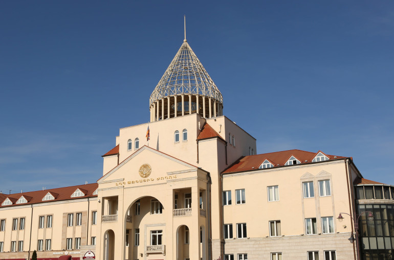Парламент Арцаха обратился к Армении с требованием внести в повестку ООН вопрос о наделении российской миротворческой миссии в Арцахе международным мандатом