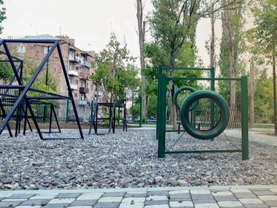 Քանաքեռ ՀԷԿ-ի Բանավան թաղամասում  շների համար առանձնացված զբոսայգի է կառուցվել (տեսանյութ)