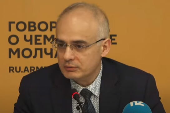 Ադրբեջանը պատերազմի է պատրաստվում, իսկ մեր ղեկավարը դարձել է բլոգեր, տոլմա է փաթաթում, սափրվում է. Զուրաբյան