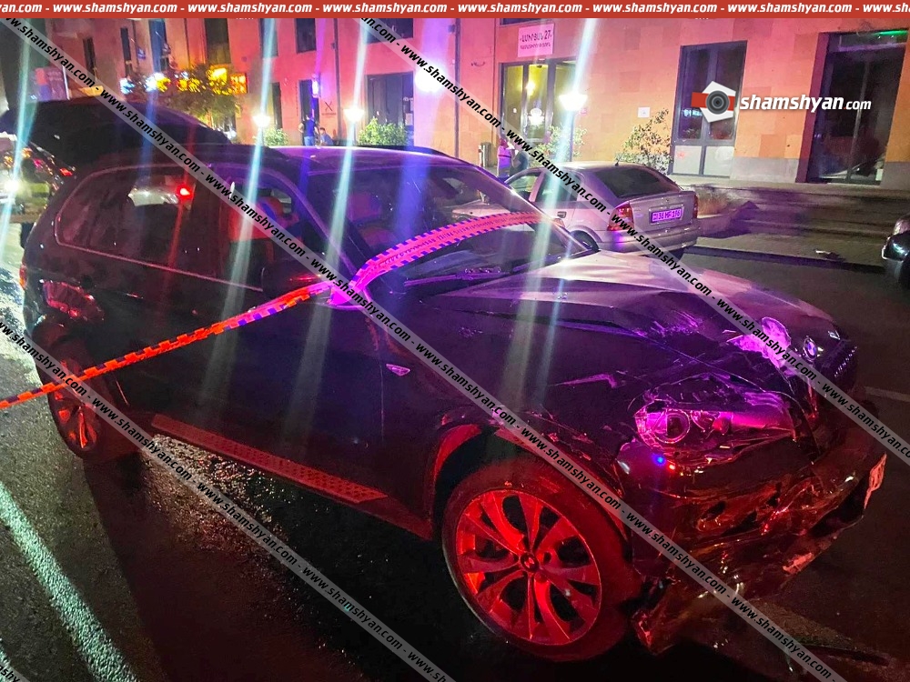 Արտակարգ դեպք՝ Երևանում.Բախվել են BMW X5-ն ու Opel-ը․ վթարի վայրից 1 հոգու դանակահարված վիճակում տեղափոխել են հիվանդանոց