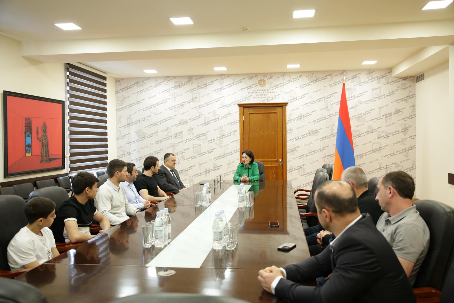 Ժաննա Անդրեասյանն ընդունել է ԵԱ-ի և ԱԱ-ի մեդալակիր մարմնամարզիկներին
