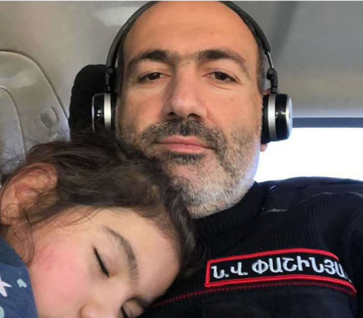 Փաշինյանը Արցախ է գնում Արայիկ Հարությունյանի հրավերով. աղբյուր