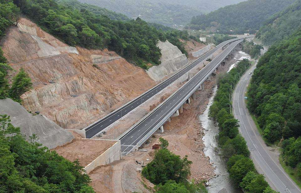 Վրաստանի Ռիկոտիի կիրճում արագընթաց ճանապարհ է գործարկվել