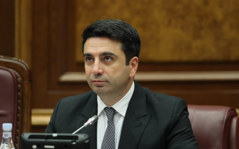 Հայաստանում օդի աղտոտվածության խնդիրը լուծելու համար օրենսդրական խիստ կարգավորումներ կլինեն. Ալեն Սիմոնյանը զգուշացնում է