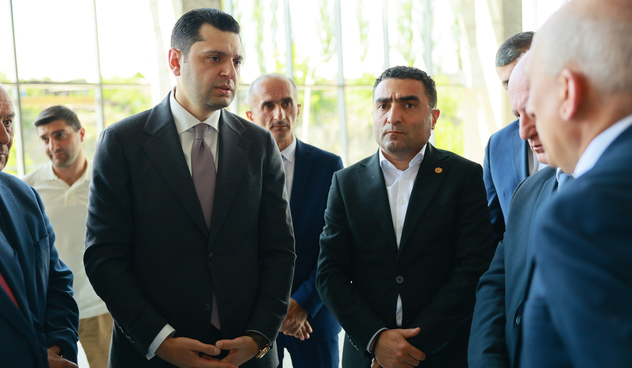 Համբարձում Մաթևոսյանը և Ռոմանոս Պետրոսյանը դիտարկել են կառուցվող «Նորագյուղ» 35/6 կՎ մոդուլային ենթակայանի շինարարական աշխատանքների ընթացքը