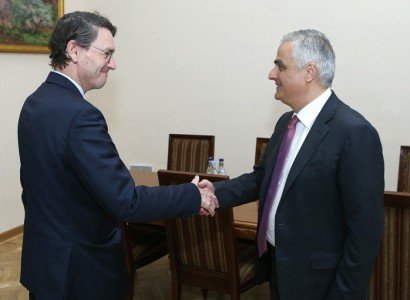 Փոխվարչապետն ընդունել է ՄՖԿ տարածաշրջանային ղեկավարին