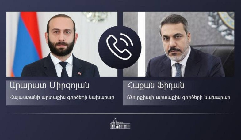 Арарат Мирзоян провел телефонный разговор с министр иностранных дел Турции Хаканом Фиданом