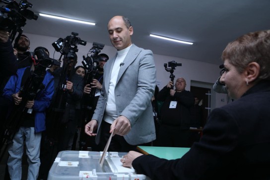 Ով էլ հաղթի Գյումրիի ընտրություններում՝ շնորհավորելու եմ. Մարտուն Գրիգորյան