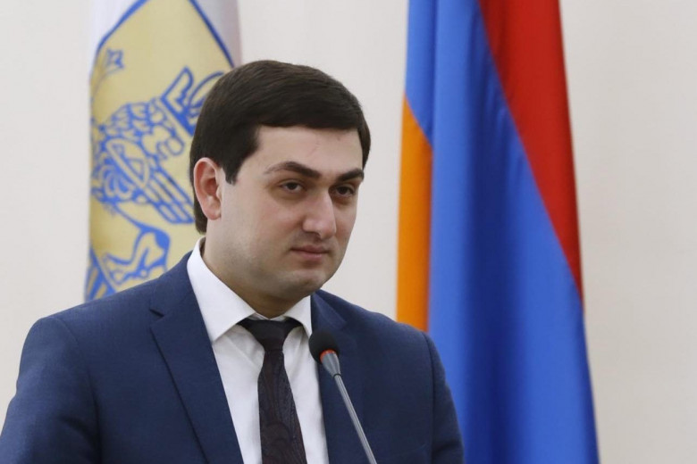 Դժգոհ են քաղաքապետարանի քարտուղարի ժ/պ-ից. «Փաստ»