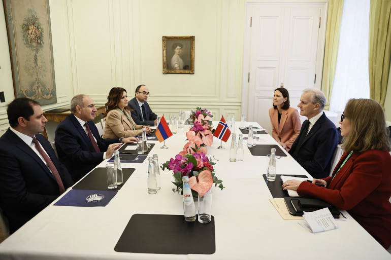 Փաշինյանը Նորվեգիայի վարչապետի հետ քննարկել է Հայաստան-Եվրոպական միություն հարաբերությունների հետագա զարգացմանն առնչվող հարցեր (տեսանյութ)