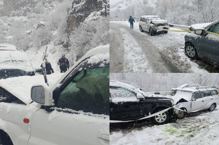 Խոշոր վթար՝ Երևան-Մեղրի ճանապարհին․ 4 ավտոմեքենաներ են բախվել, տուժածներ կան