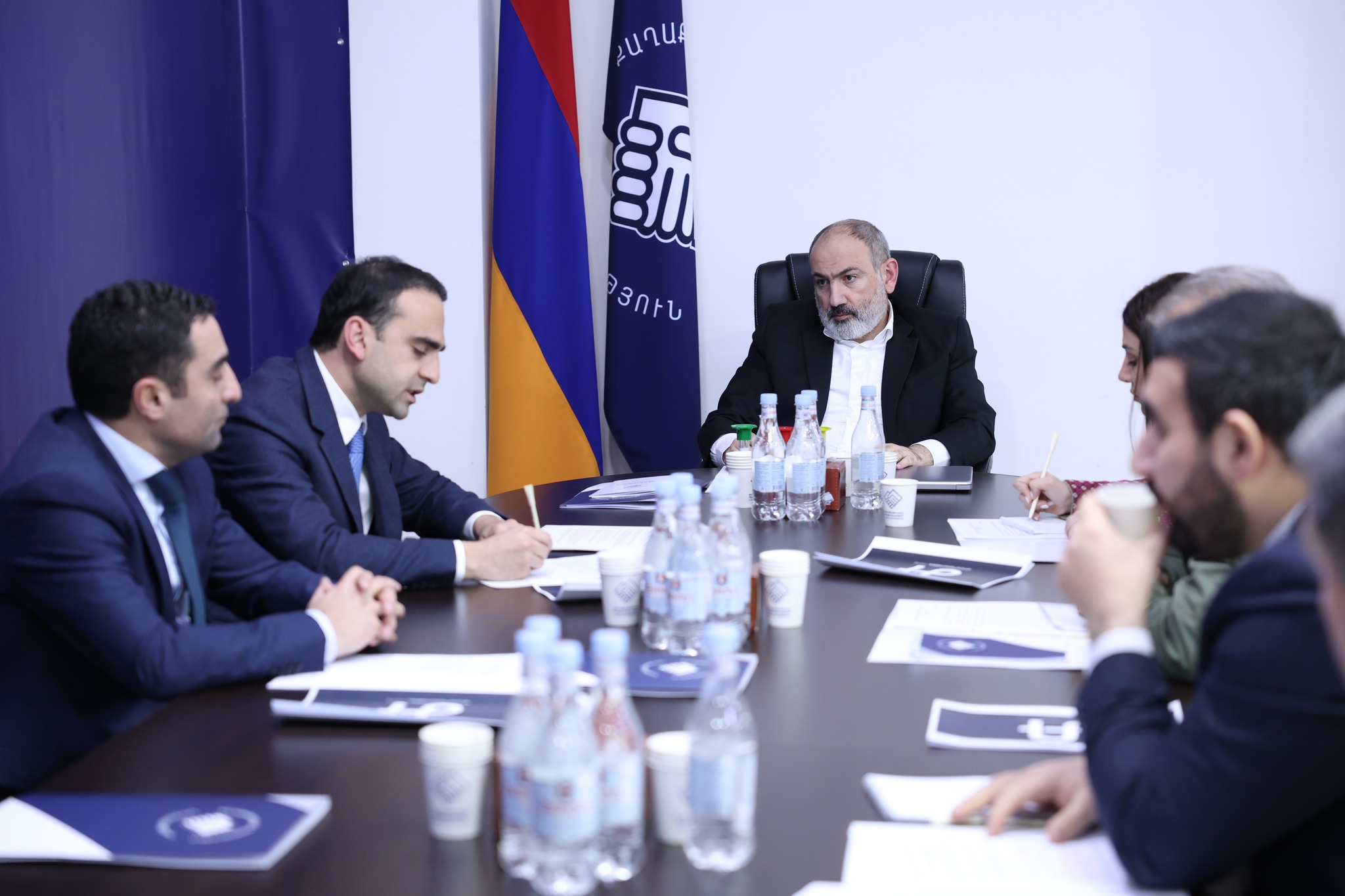 Փաշինյանի գլխավորությամբ տեղի է ունեցել «Քաղաքացիական պայմանագիր» կուսակցության Վարչության նիստ