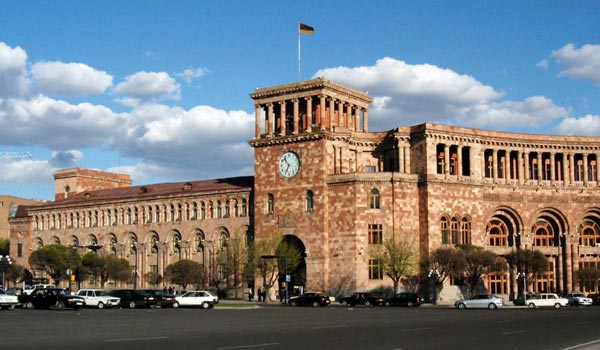 Վարչապետի մամուլի քարտուղարը չի հաստատում արտակարգ դրությունը 30 օրով երկարացնելու մասին մամուլում շրջանառվող լուրերը
