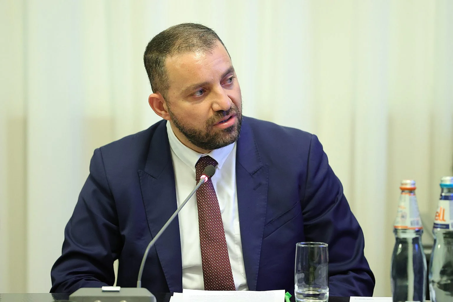 Վահան Քերոբյանը կարող է հրաժեշտ տալ պաշտոնին․ «Ժողովուրդ»