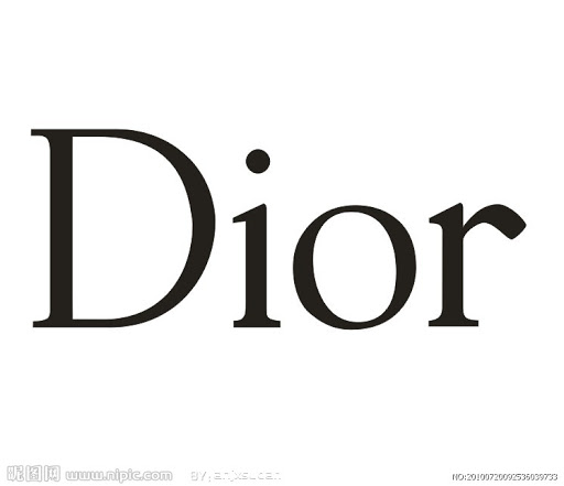Dior-ի էսքիզում տեղ է գտել «Սիրում եմ քեզ» հայերենով գրառումը (լուսանկար)