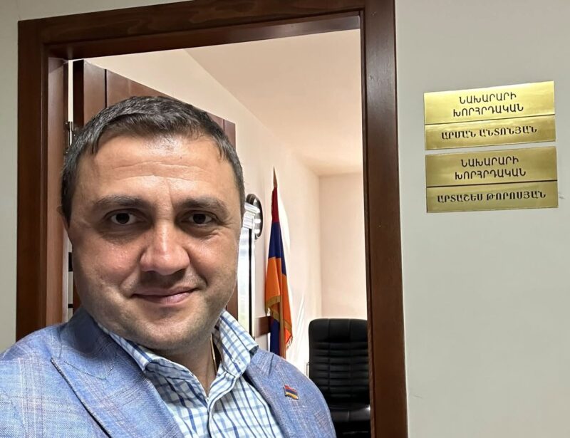 Անհնար է դարձել լիազորությունների լիարժեք իրականացումը. ԿԳՄՍ նախարարի խորհրդական Արման Անտոնյանը հրաժարական է տվել