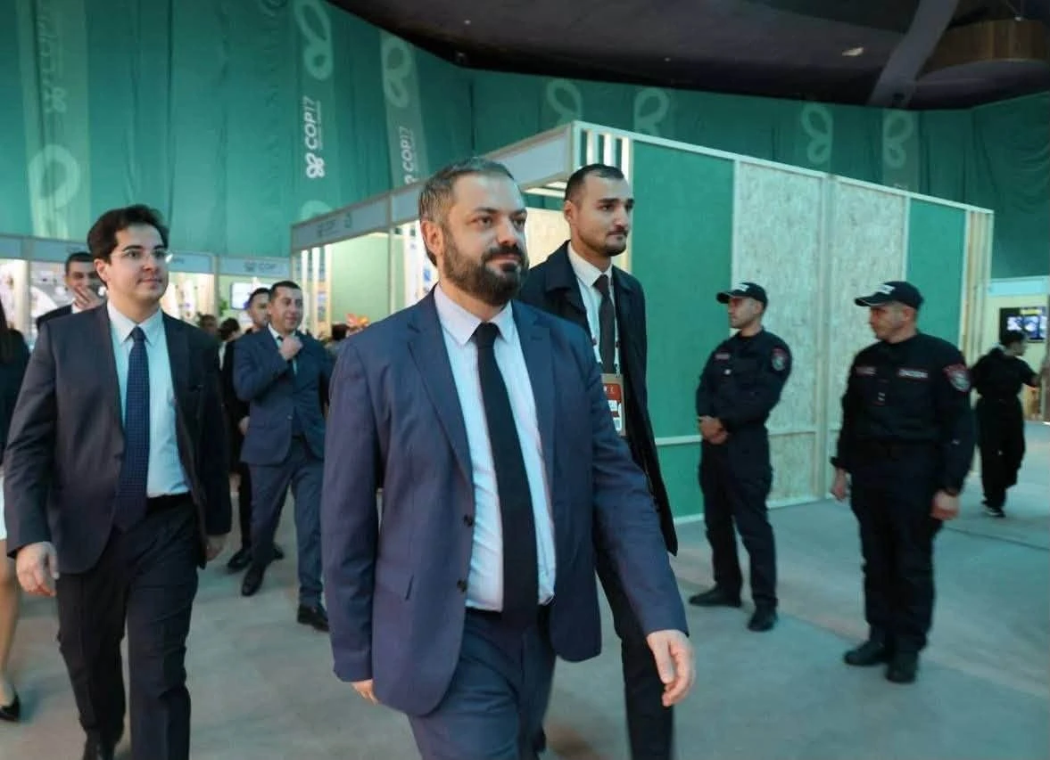 Գևորգ Պապոյանը COP17-ի վերջին օրն այցելել է էկոնոմիկայի նախարարության կանաչ տաղավար