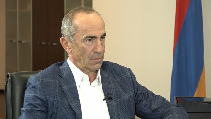 Քոչարյանի կորոնավիրուսի թեստի պատասխանը դրական է. Մոսկվա մեկնել առայժմ չի կարող