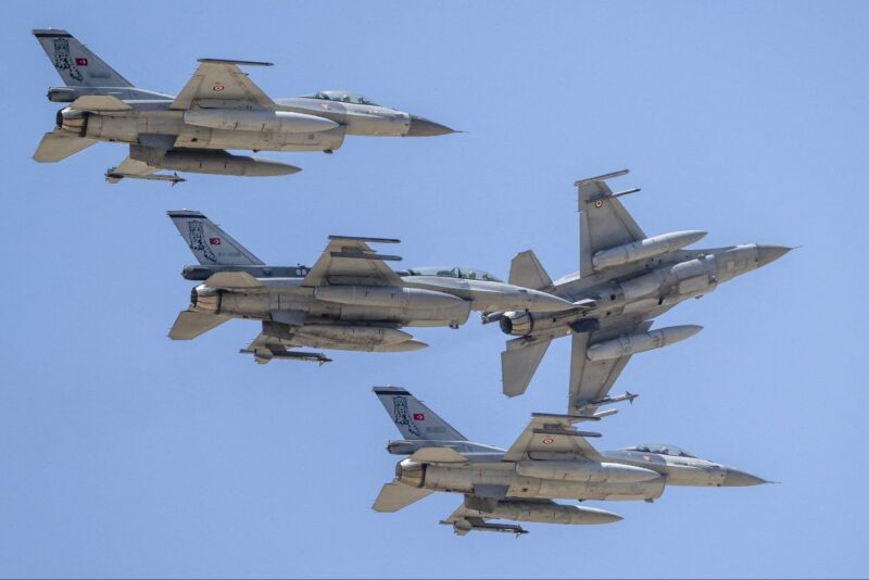 Թուրքական F-16-ներն Էստոնիայում սկսել են ՆԱՏՕ-ի օդային պարեկության առաքելությունը