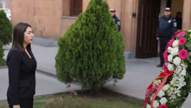 Արփինե Սարգսյանը հարգանքի տուրք է մատուցել Հայաստանի Առաջին Հանրապետության ՆԳ նախարարին