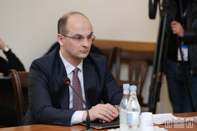 2026–ի սկզբից Ախուրիկի անցակետում ծառայություն իրականացնում են միայն ԱԱԾ սահմանապահ զորքերի զինծառայողները. ԱԱԾ տնօրեն