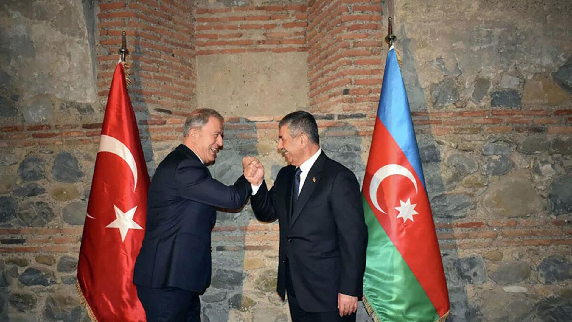 Թուրքիայի եւ Ադրբեջանի պաշտպանության նախարարները հանդիպել են Քայսերիում