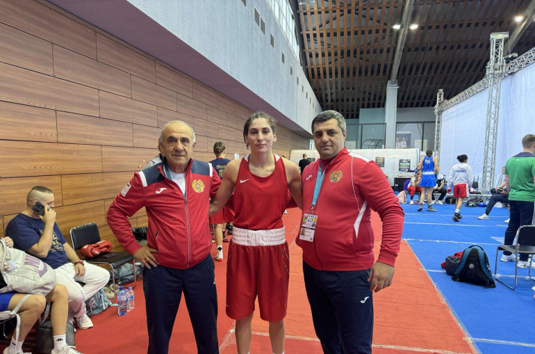 Բռնցքամարտի Մ22 ԵԱ. Էլիդա Քոչարյանը դուրս է եկել եզրափակիչ