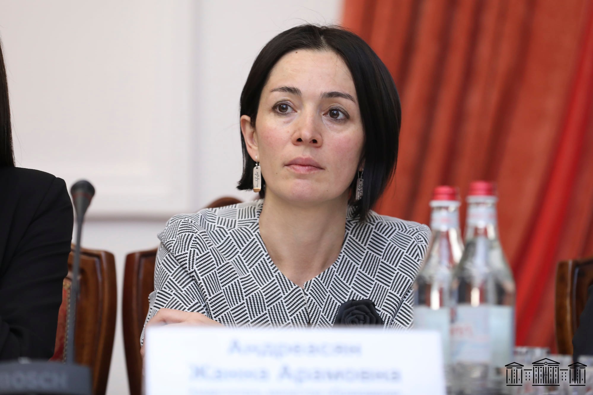 Ռուսերենով ուսուցման դասարաններում կա 5 427 երեխայի ընդունելություն. Ժաննա Անդրեասյան