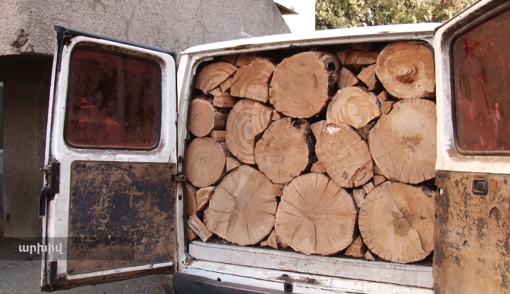 Փայտանյութով բեռնված մեքենան տեղափոխվել է հատուկ պահպանվող տարածք