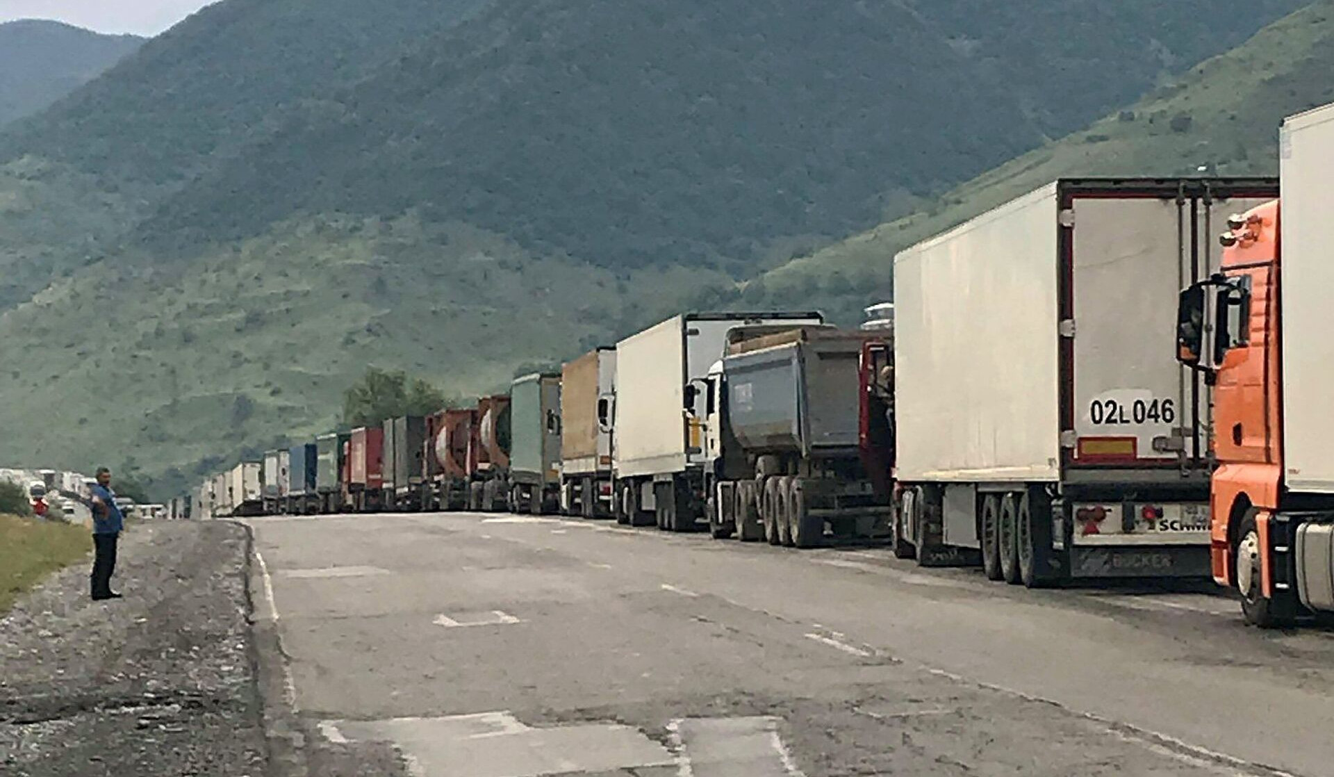 Հուլիսի 11-13-ը Վրաստանից Հայաստան է մտել հեղուկ գազով բեռնված 99 բեռնատար. Պապոյան
